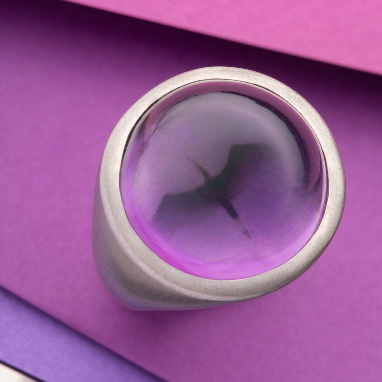 Eye drops silver ring with white rodium